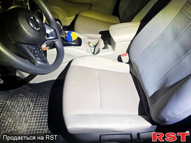 Серый Ниссан Rogue, объемом двигателя 2 л и пробегом 59 тыс. км за 14500 $, фото 8 на Automoto.ua