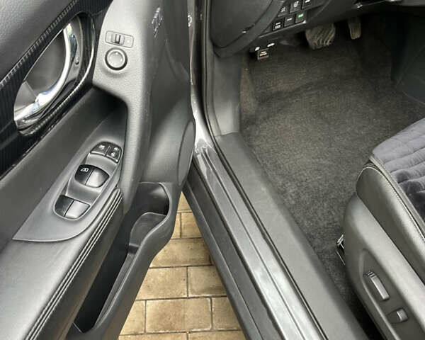 Сірий Ніссан Rogue, об'ємом двигуна 2.49 л та пробігом 94 тис. км за 16700 $, фото 44 на Automoto.ua