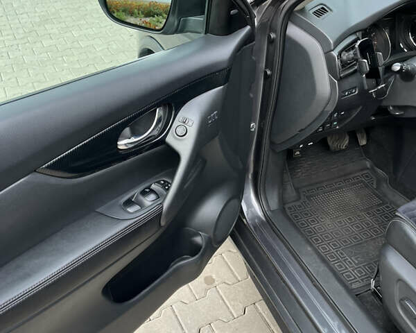 Сірий Ніссан Rogue, об'ємом двигуна 2.49 л та пробігом 94 тис. км за 16700 $, фото 25 на Automoto.ua