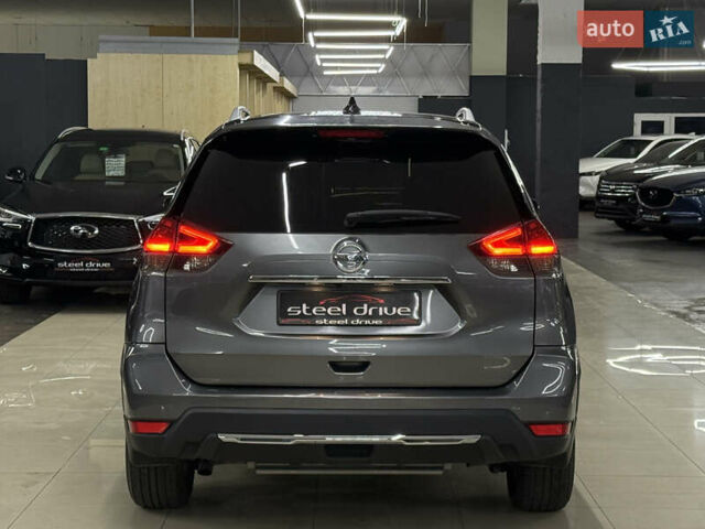 Серый Ниссан Rogue, объемом двигателя 2 л и пробегом 132 тыс. км за 16999 $, фото 8 на Automoto.ua