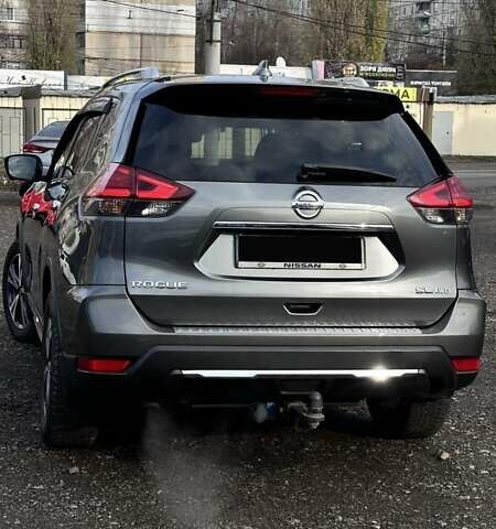 Серый Ниссан Rogue, объемом двигателя 2.5 л и пробегом 82 тыс. км за 17699 $, фото 11 на Automoto.ua