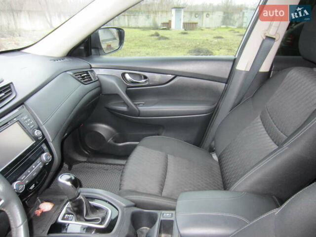 Серый Ниссан Rogue, объемом двигателя 2.5 л и пробегом 120 тыс. км за 16000 $, фото 15 на Automoto.ua