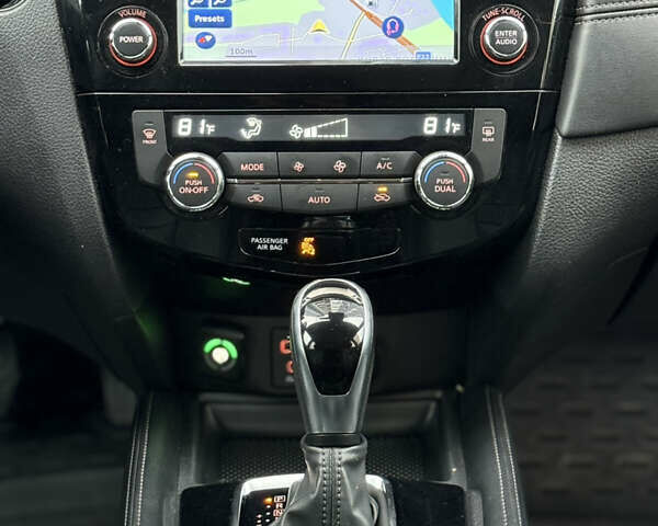 Сірий Ніссан Rogue, об'ємом двигуна 2.5 л та пробігом 47 тис. км за 16999 $, фото 36 на Automoto.ua