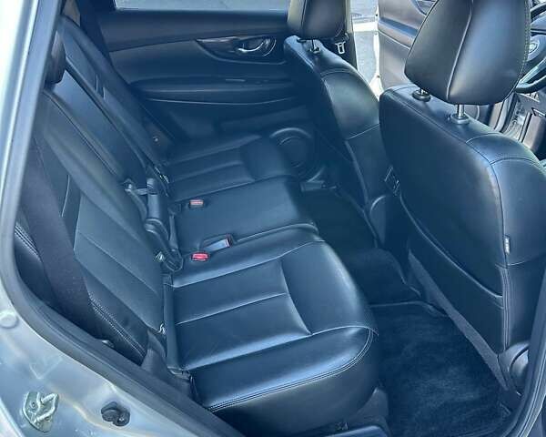 Серый Ниссан Rogue, объемом двигателя 2.49 л и пробегом 160 тыс. км за 16200 $, фото 31 на Automoto.ua