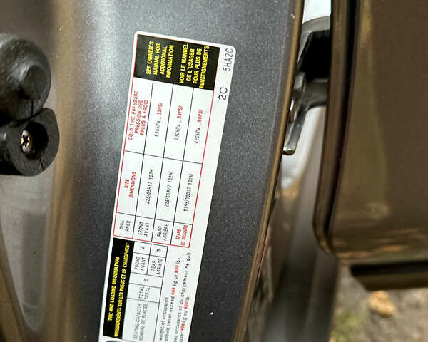 Серый Ниссан Rogue, объемом двигателя 2.49 л и пробегом 180 тыс. км за 13300 $, фото 24 на Automoto.ua