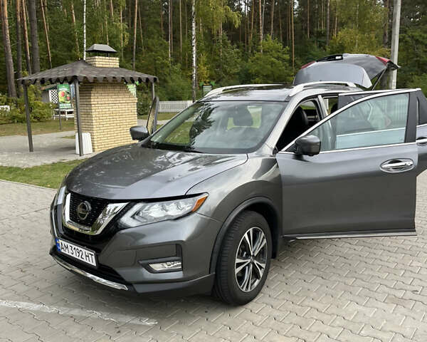 Сірий Ніссан Rogue, об'ємом двигуна 2.49 л та пробігом 94 тис. км за 16700 $, фото 8 на Automoto.ua