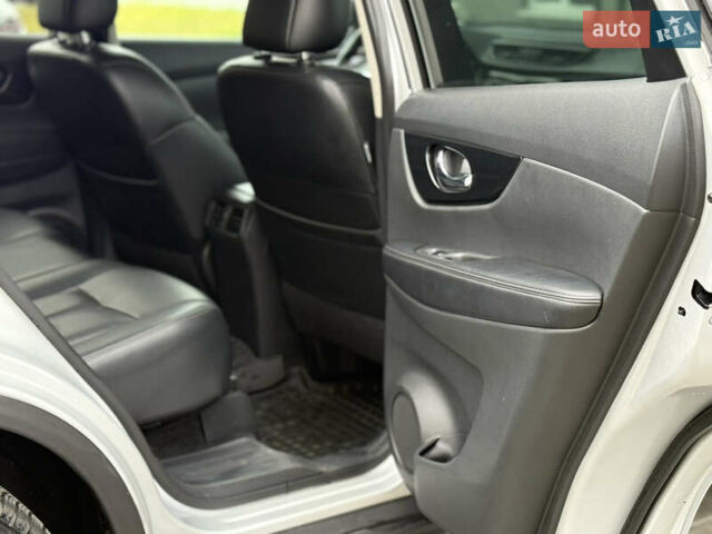 Сірий Ніссан Rogue, об'ємом двигуна 2.5 л та пробігом 47 тис. км за 16999 $, фото 39 на Automoto.ua