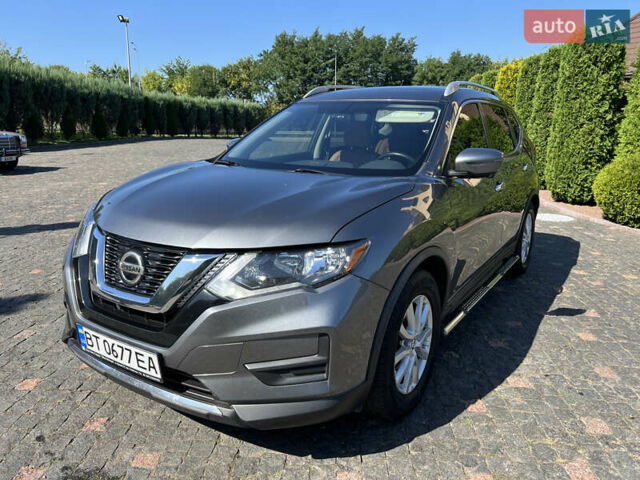 Сірий Ніссан Rogue, об'ємом двигуна 2.49 л та пробігом 62 тис. км за 18900 $, фото 2 на Automoto.ua