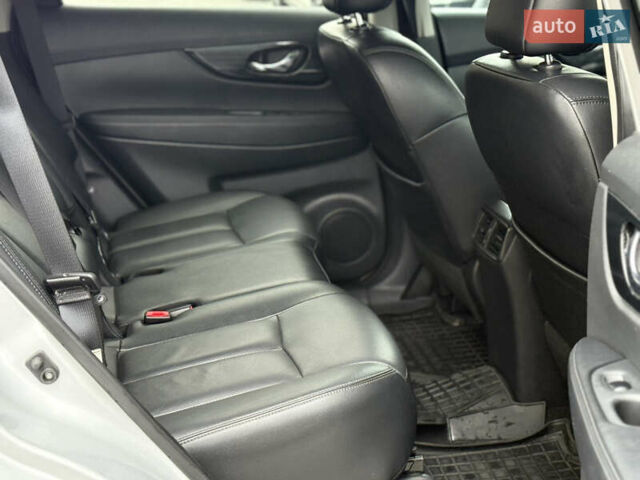 Сірий Ніссан Rogue, об'ємом двигуна 2.5 л та пробігом 47 тис. км за 16999 $, фото 40 на Automoto.ua