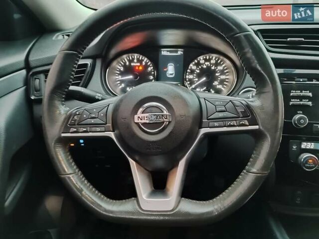 Серый Ниссан Rogue, объемом двигателя 2.49 л и пробегом 132 тыс. км за 13800 $, фото 16 на Automoto.ua
