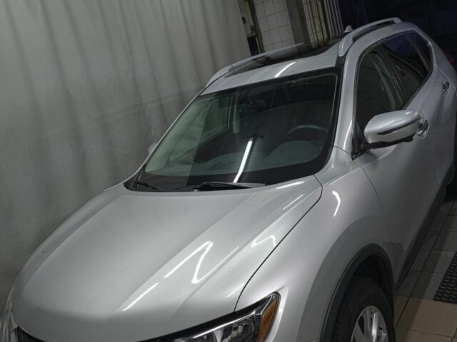 Сірий Ніссан Rogue, об'ємом двигуна 2.5 л та пробігом 131 тис. км за 15500 $, фото 1 на Automoto.ua