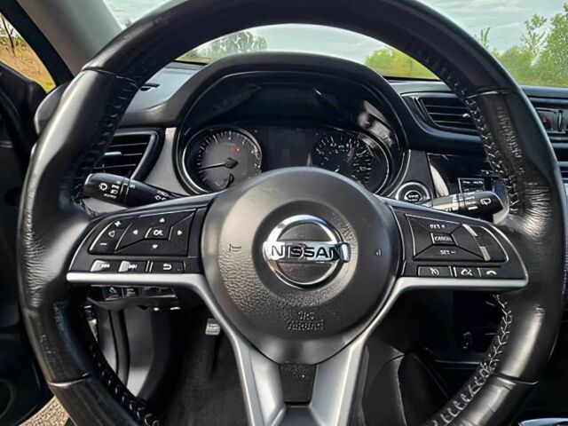 Серый Ниссан Rogue, объемом двигателя 2.5 л и пробегом 69 тыс. км за 6300 $, фото 9 на Automoto.ua