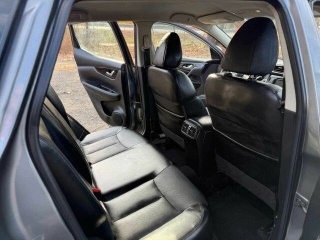 Серый Ниссан Rogue, объемом двигателя 2 л и пробегом 58 тыс. км за 5500 $, фото 11 на Automoto.ua