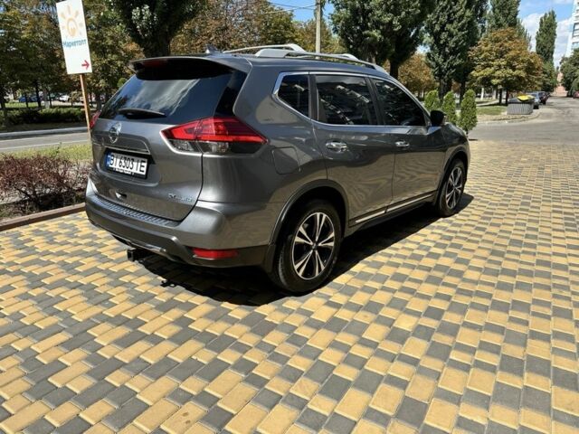 Серый Ниссан Rogue, объемом двигателя 2.5 л и пробегом 99 тыс. км за 17300 $, фото 2 на Automoto.ua