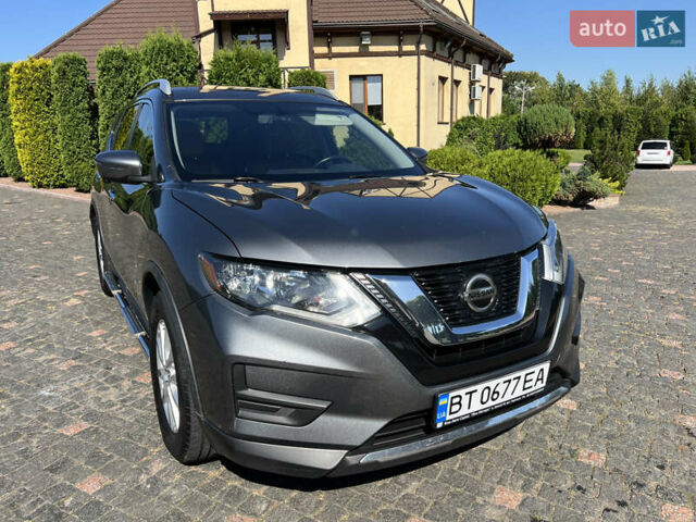 Сірий Ніссан Rogue, об'ємом двигуна 2.49 л та пробігом 62 тис. км за 18900 $, фото 1 на Automoto.ua