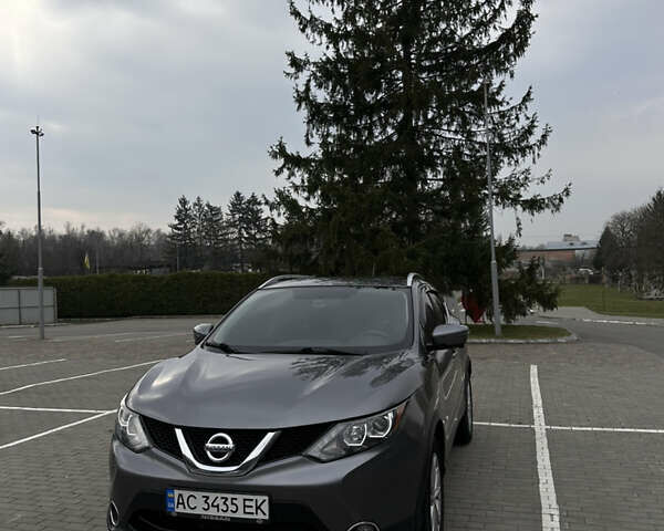 Серый Ниссан Rogue, объемом двигателя 2 л и пробегом 185 тыс. км за 14500 $, фото 2 на Automoto.ua
