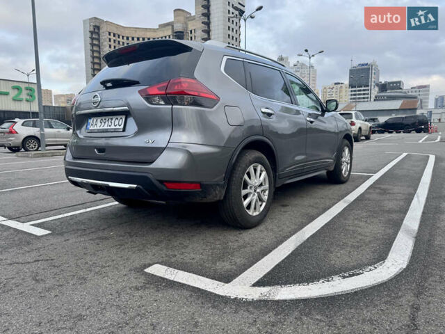 Серый Ниссан Rogue, объемом двигателя 2.49 л и пробегом 154 тыс. км за 13700 $, фото 3 на Automoto.ua