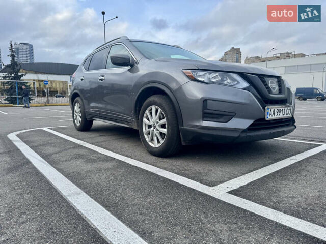 Серый Ниссан Rogue, объемом двигателя 2.49 л и пробегом 154 тыс. км за 13700 $, фото 1 на Automoto.ua