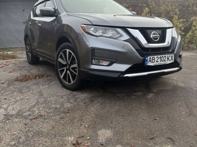 Ніссан Rogue 2017 у Вінниці на Automoto.ua Сірий Ніссан Rogue, об'ємом двигуна 2.5 л та пробігом 150 тис. км за 18999 $, фото 1 на Automoto.ua