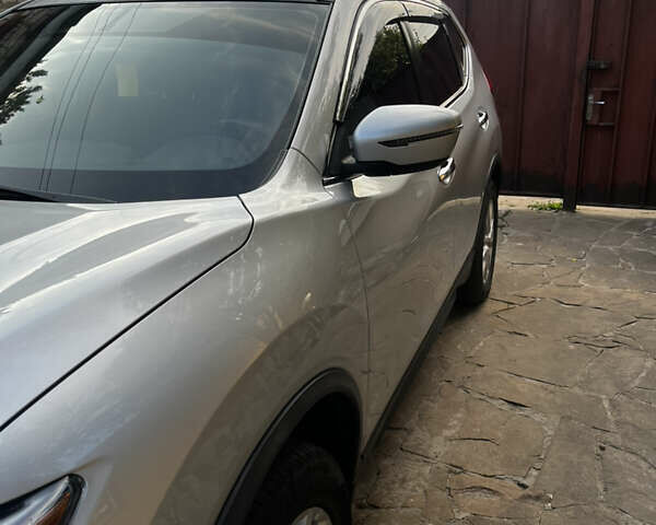 Сірий Ніссан Rogue, об'ємом двигуна 2.49 л та пробігом 172 тис. км за 16200 $, фото 1 на Automoto.ua