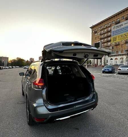 Сірий Ніссан Rogue, об'ємом двигуна 2.49 л та пробігом 97 тис. км за 17500 $, фото 2 на Automoto.ua