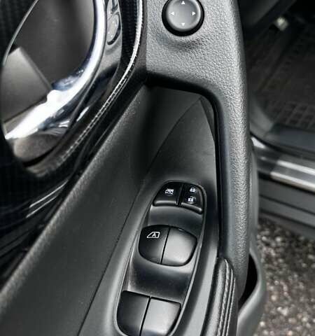 Серый Ниссан Rogue, объемом двигателя 2.5 л и пробегом 82 тыс. км за 17699 $, фото 19 на Automoto.ua