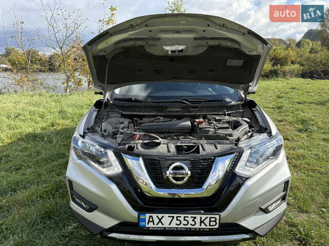 Серый Ниссан Rogue, объемом двигателя 2.49 л и пробегом 119 тыс. км за 14750 $, фото 12 на Automoto.ua