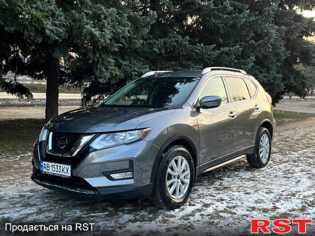 Серый Ниссан Rogue, объемом двигателя 2.5 л и пробегом 170 тыс. км за 15500 $, фото 2 на Automoto.ua
