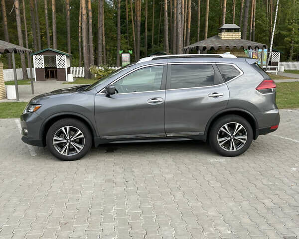 Сірий Ніссан Rogue, об'ємом двигуна 2.49 л та пробігом 94 тис. км за 16700 $, фото 5 на Automoto.ua
