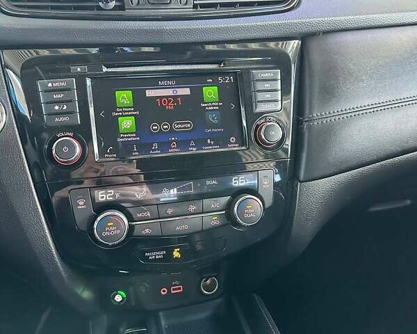 Серый Ниссан Rogue, объемом двигателя 2.49 л и пробегом 160 тыс. км за 16200 $, фото 37 на Automoto.ua