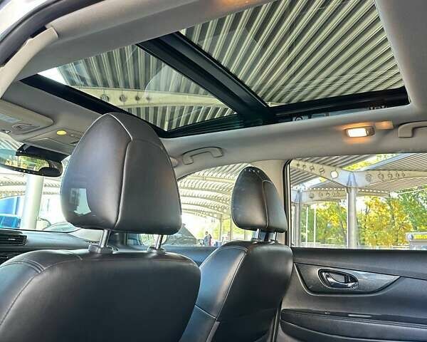 Серый Ниссан Rogue, объемом двигателя 2.49 л и пробегом 160 тыс. км за 16200 $, фото 40 на Automoto.ua