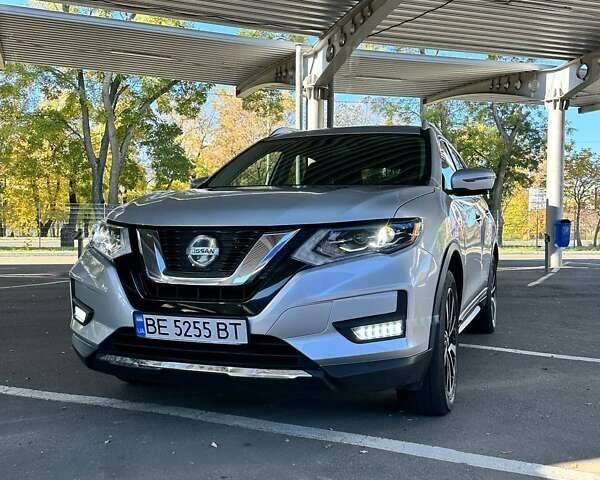 Серый Ниссан Rogue, объемом двигателя 2.49 л и пробегом 160 тыс. км за 16200 $, фото 41 на Automoto.ua