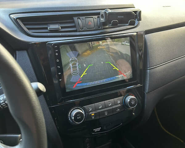 Серый Ниссан Rogue, объемом двигателя 2.49 л и пробегом 154 тыс. км за 16500 $, фото 10 на Automoto.ua