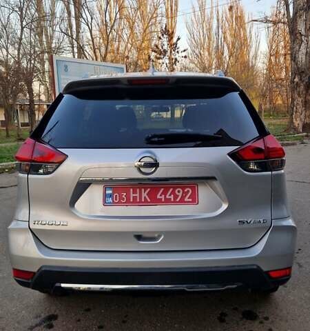 Серый Ниссан Rogue, объемом двигателя 2.5 л и пробегом 209 тыс. км за 14500 $, фото 5 на Automoto.ua