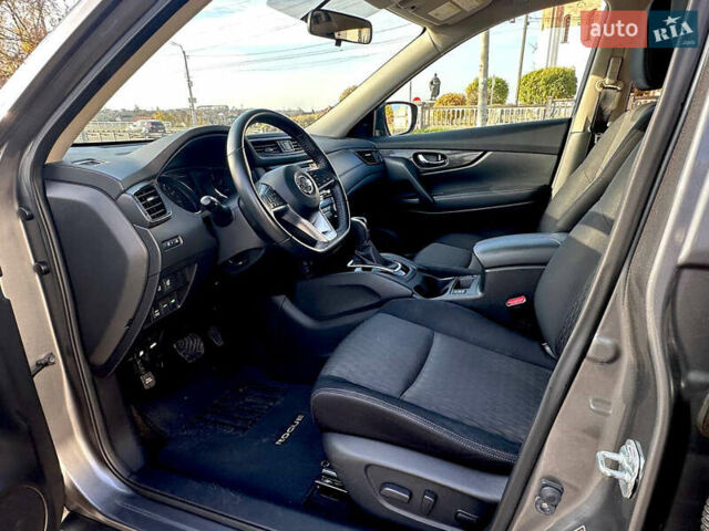 Серый Ниссан Rogue, объемом двигателя 2.5 л и пробегом 85 тыс. км за 14900 $, фото 20 на Automoto.ua