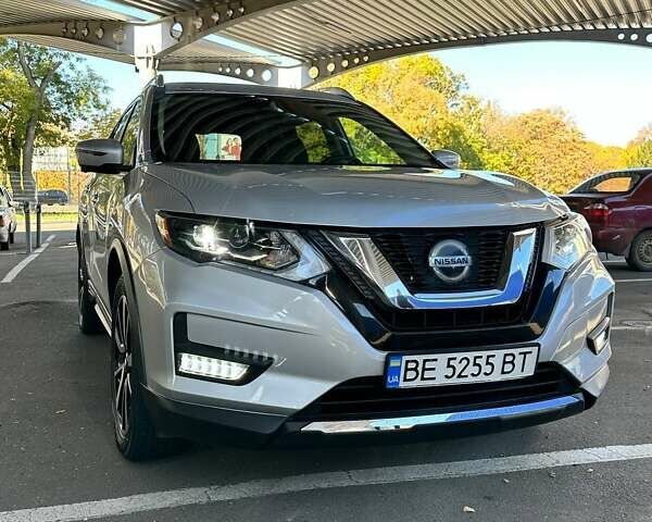 Серый Ниссан Rogue, объемом двигателя 2.49 л и пробегом 160 тыс. км за 16200 $, фото 43 на Automoto.ua