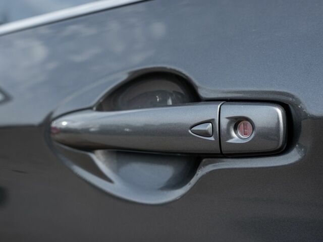 Сірий Ніссан Rogue, об'ємом двигуна 2 л та пробігом 97 тис. км за 357 $, фото 19 на Automoto.ua