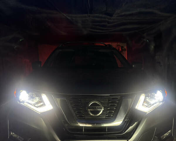 Сірий Ніссан Rogue, об'ємом двигуна 2.49 л та пробігом 155 тис. км за 17999 $, фото 7 на Automoto.ua