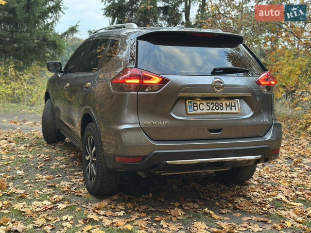 Серый Ниссан Rogue, объемом двигателя 2.49 л и пробегом 180 тыс. км за 13300 $, фото 21 на Automoto.ua