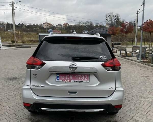 Серый Ниссан Rogue, объемом двигателя 2.5 л и пробегом 137 тыс. км за 10999 $, фото 8 на Automoto.ua