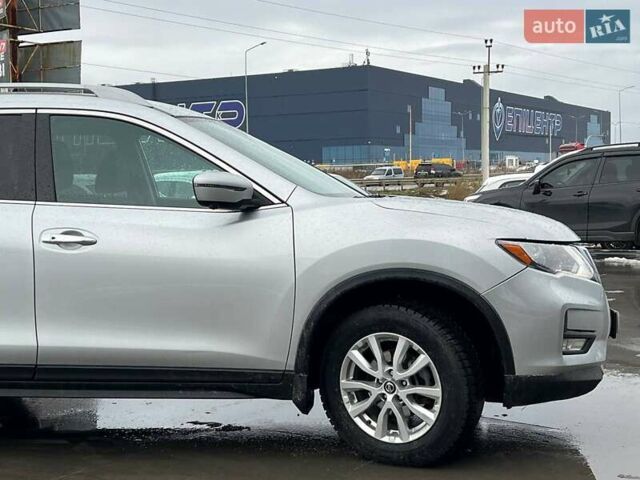 Серый Ниссан Rogue, объемом двигателя 2.5 л и пробегом 119 тыс. км за 14690 $, фото 10 на Automoto.ua