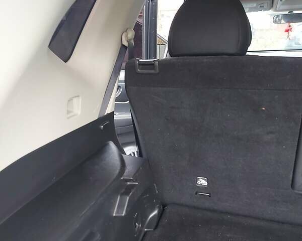 Сірий Ніссан Rogue, об'ємом двигуна 2.49 л та пробігом 173 тис. км за 12000 $, фото 20 на Automoto.ua