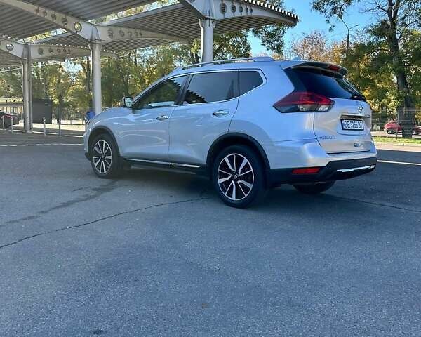 Серый Ниссан Rogue, объемом двигателя 2.49 л и пробегом 160 тыс. км за 16200 $, фото 10 на Automoto.ua