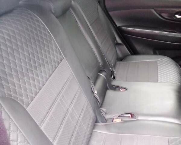 Сірий Ніссан Rogue, об'ємом двигуна 2.49 л та пробігом 115 тис. км за 16500 $, фото 6 на Automoto.ua