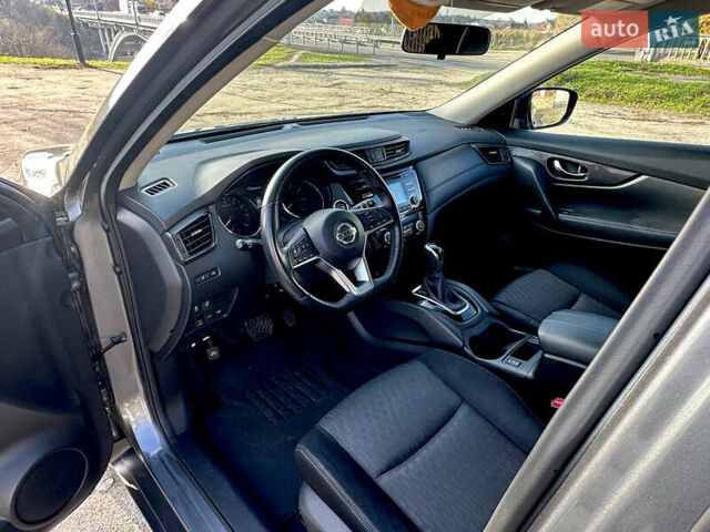 Серый Ниссан Rogue, объемом двигателя 2.5 л и пробегом 85 тыс. км за 14900 $, фото 19 на Automoto.ua