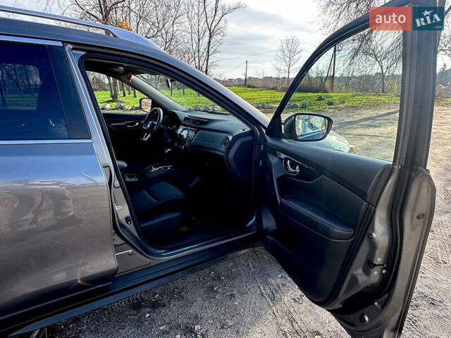 Серый Ниссан Rogue, объемом двигателя 2.5 л и пробегом 85 тыс. км за 14900 $, фото 35 на Automoto.ua