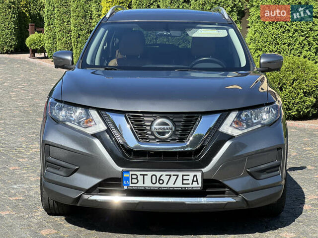 Сірий Ніссан Rogue, об'ємом двигуна 2.49 л та пробігом 62 тис. км за 18900 $, фото 4 на Automoto.ua