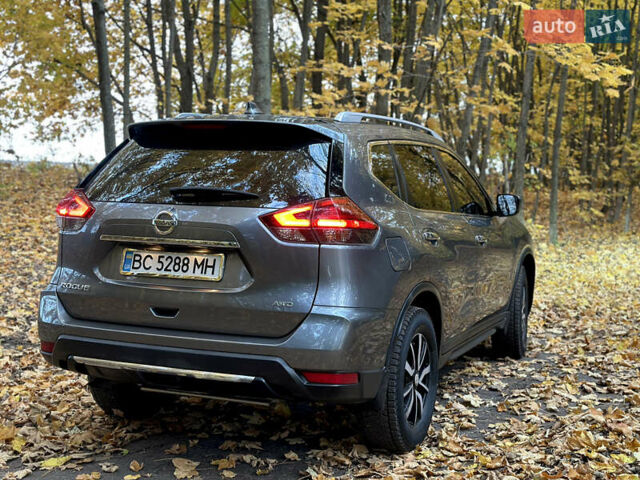 Серый Ниссан Rogue, объемом двигателя 2.49 л и пробегом 180 тыс. км за 13300 $, фото 7 на Automoto.ua