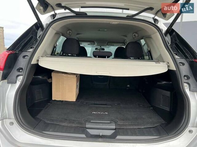 Серый Ниссан Rogue, объемом двигателя 2.5 л и пробегом 119 тыс. км за 14690 $, фото 39 на Automoto.ua