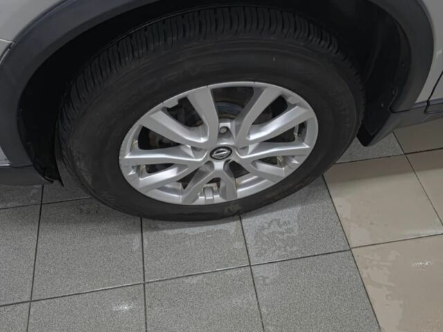 Сірий Ніссан Rogue, об'ємом двигуна 2.5 л та пробігом 131 тис. км за 15500 $, фото 3 на Automoto.ua